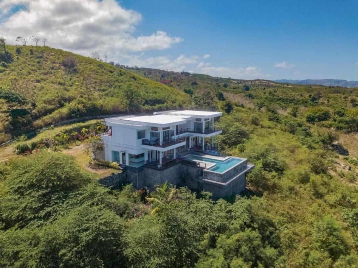 Villa Nambung Селонг Беланак Екстериор снимка